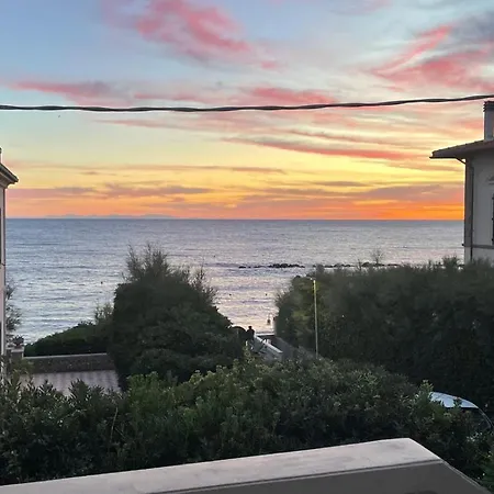 Mare Caletta Daire Castiglioncello